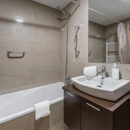 Guestready - Artsy *